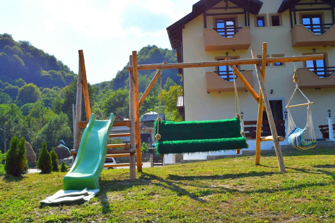 Heaven Guesthouse Corbeni Exterior photo